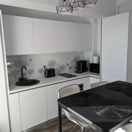 Black Sea Overlook Apartment *