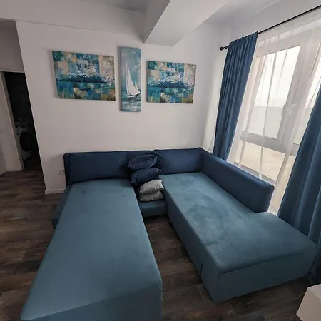 Black Sea Overlook Apartment *